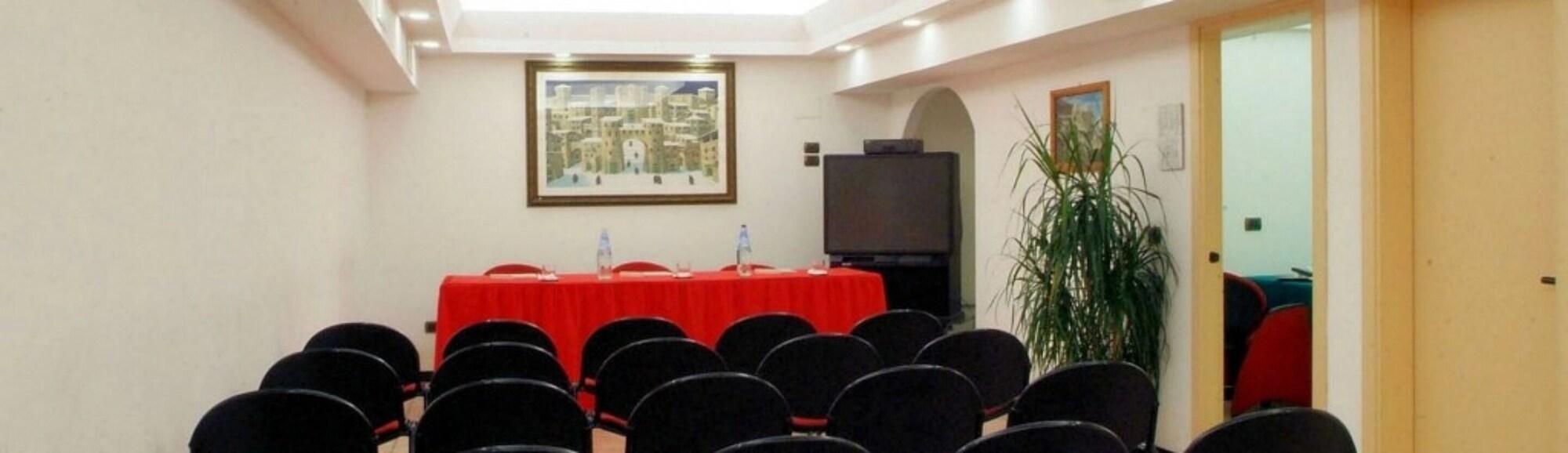 Sala de Reuniones Hotel Tevere
