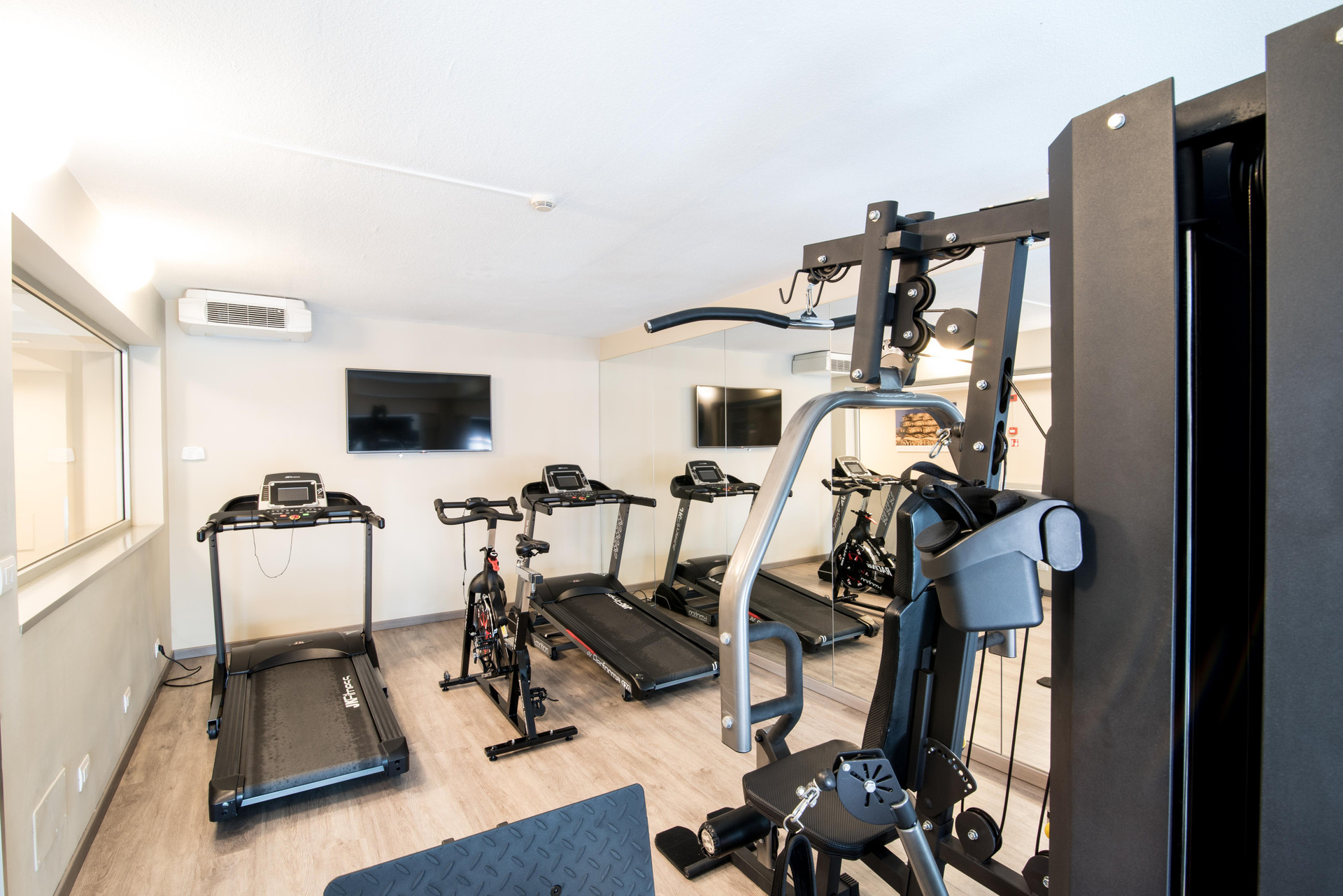 Instalaciones Recreativas Best Quality Hotel Politecnico