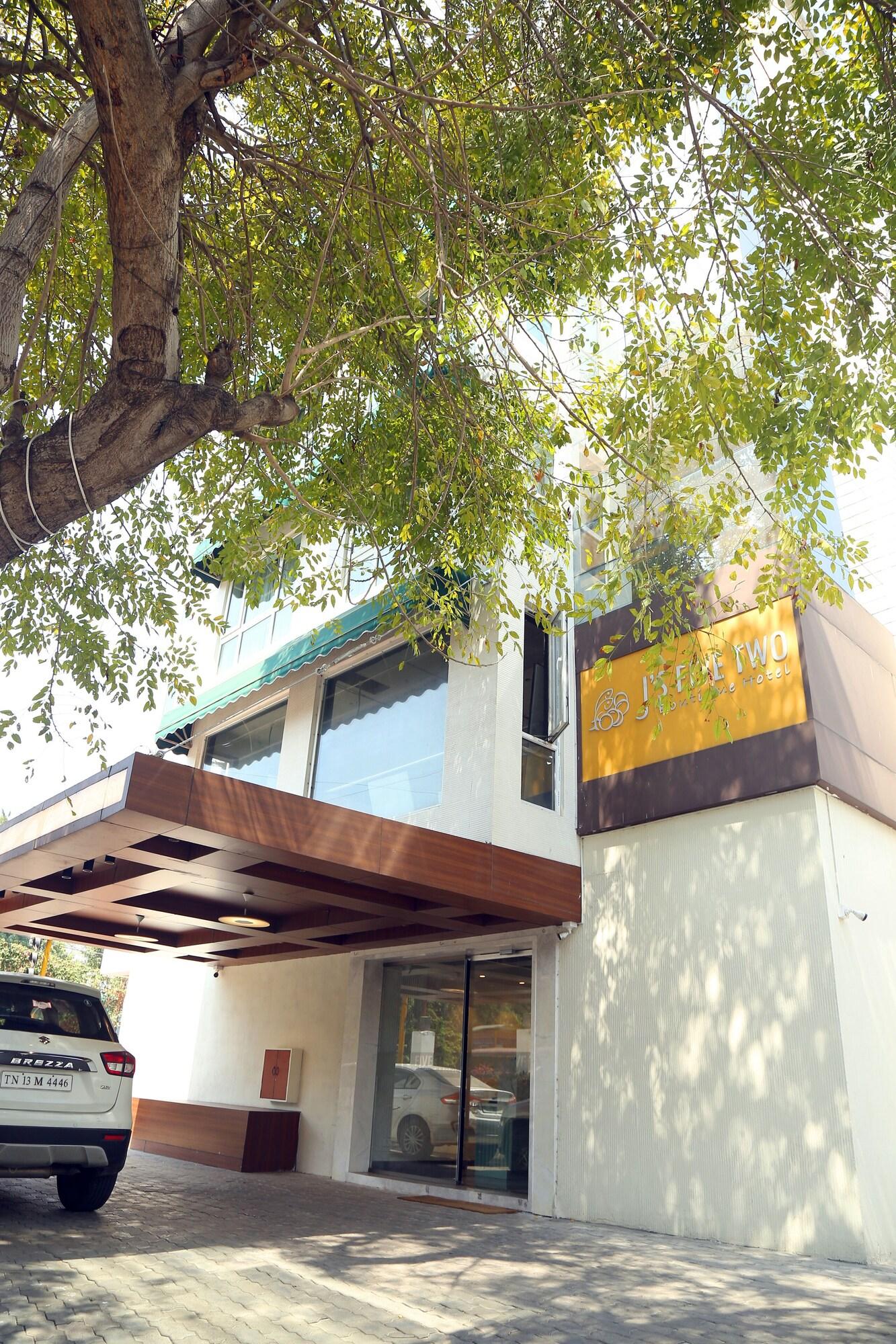 Vista Exterior Twin Star Hotel