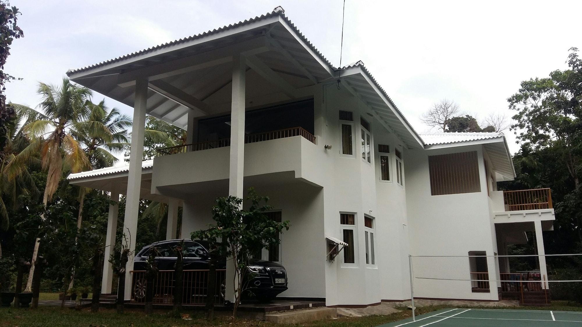 Vista Exterior White House