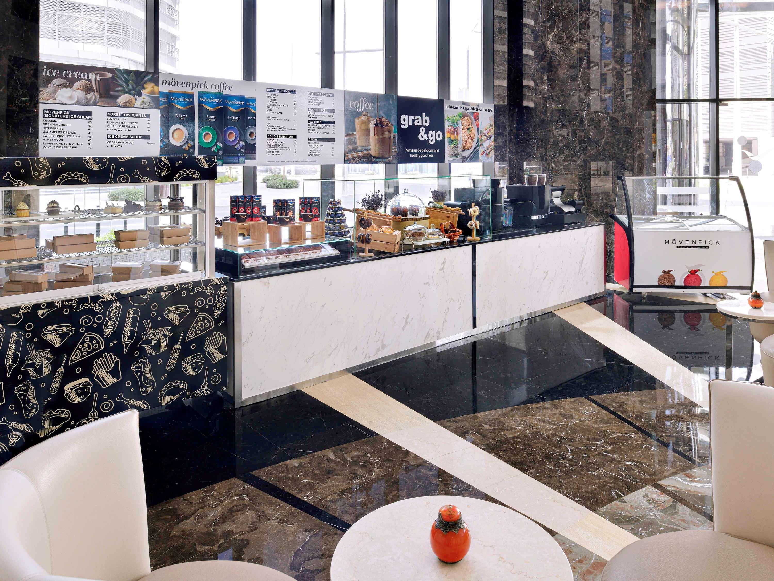 Restaurant Mövenpick Hotel Apartments Downtown Dubai