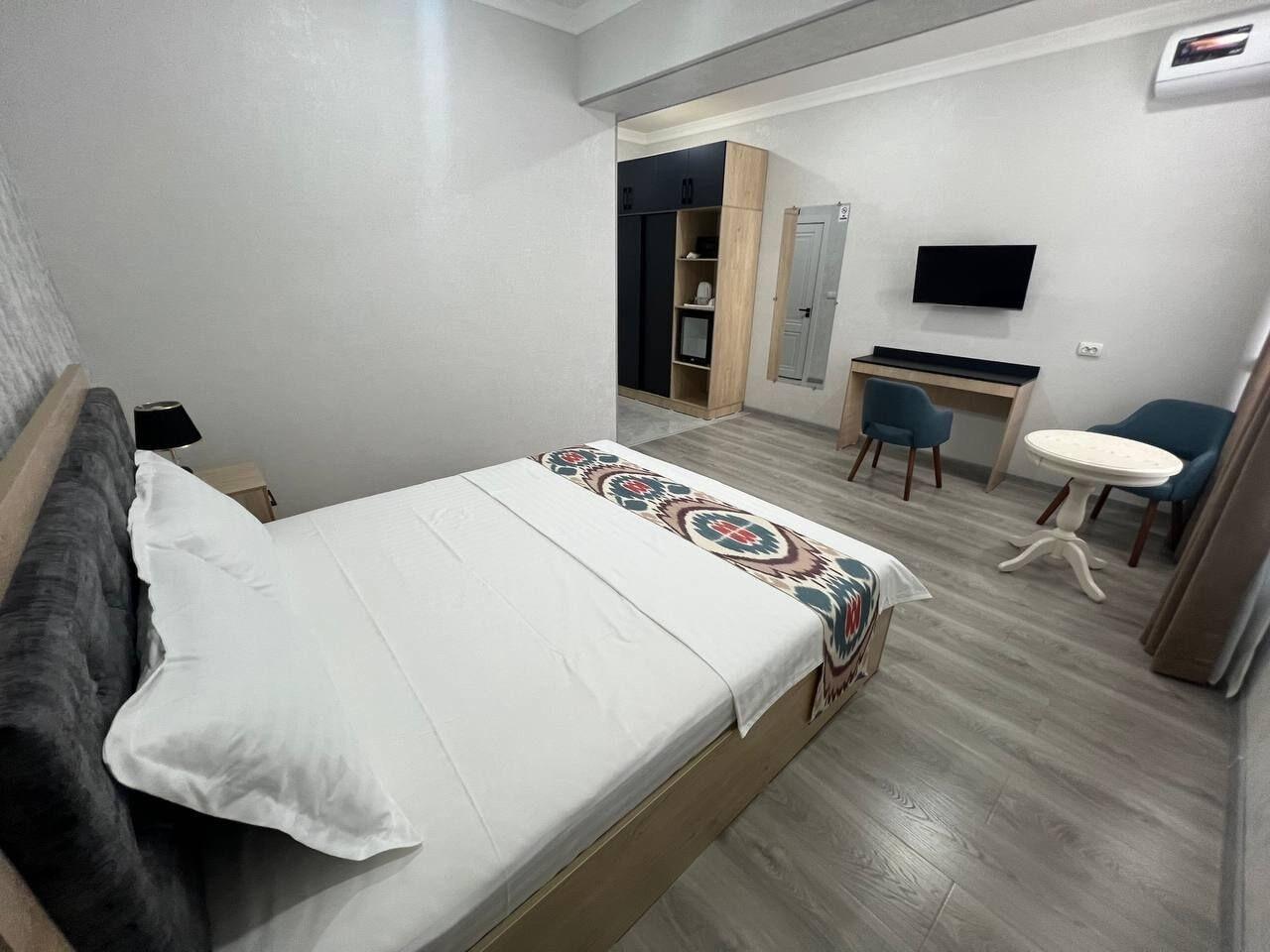 Varios DSF GARDEN HOTEL