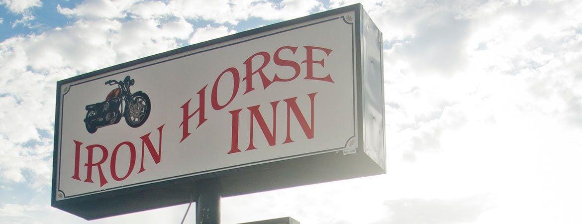 Varios Iron Horse Inn