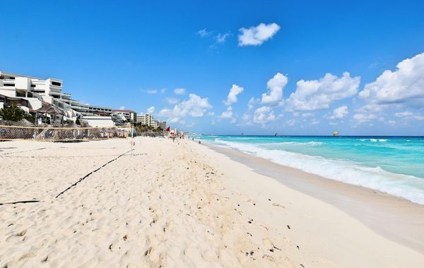 Solymar Condo by Casago - Hoteles cerca de Playa Delfines en Cancún