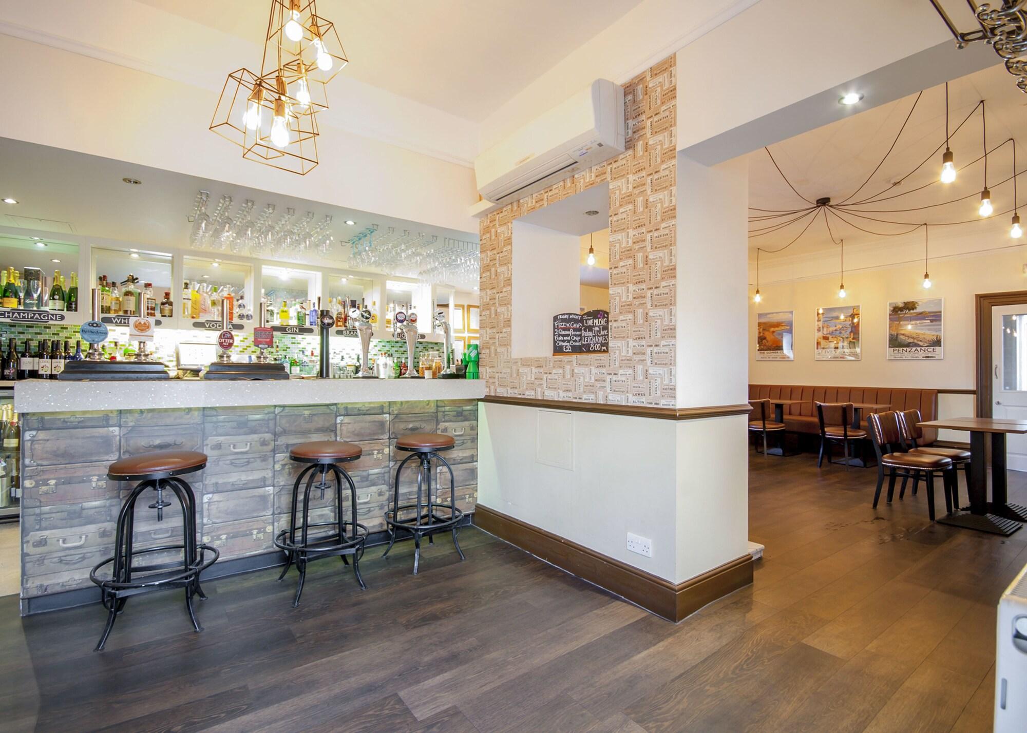 Bar/Salón The Highworth Hotel