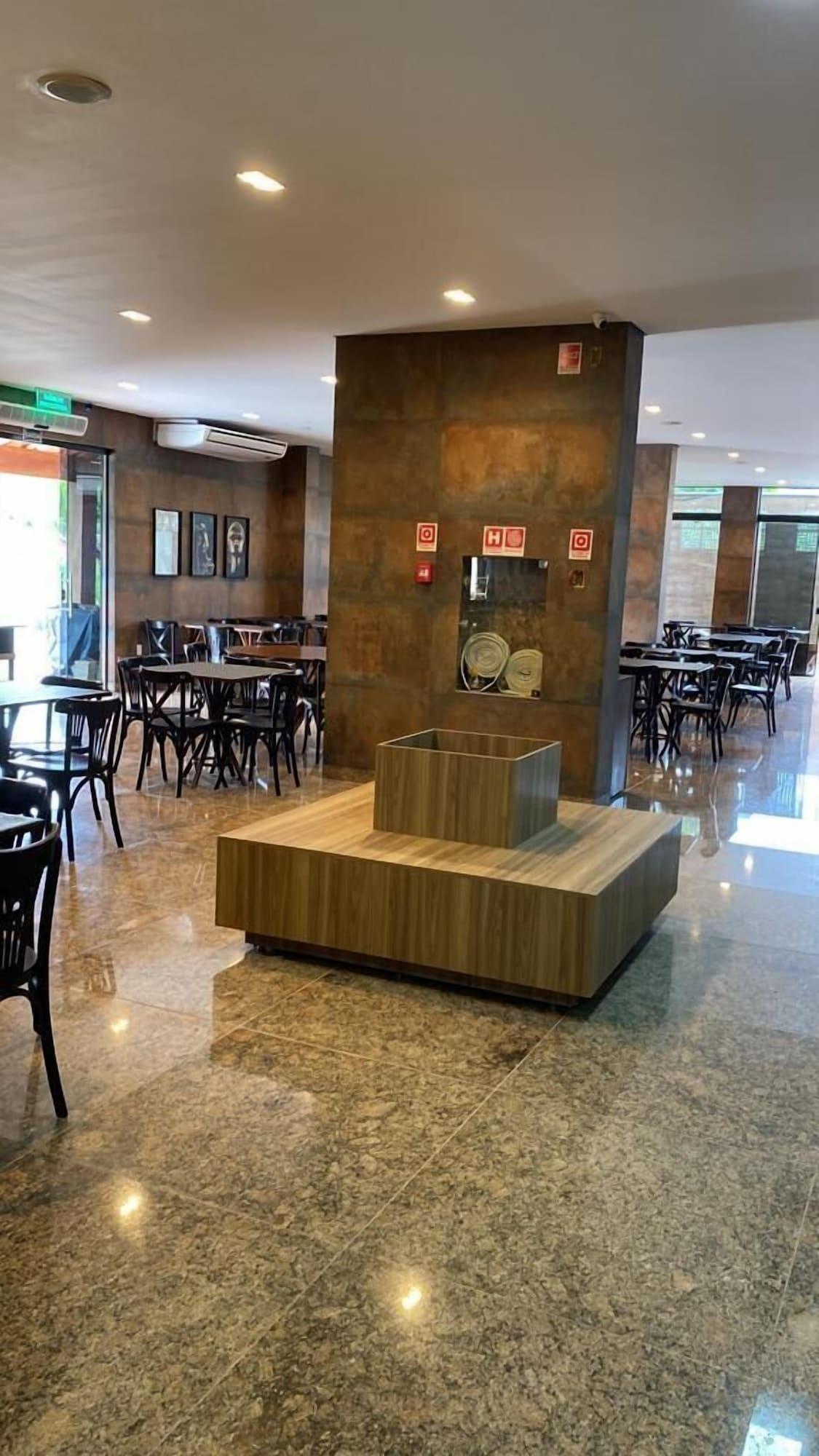 Restaurant Maper Ouro by Easy Hotels