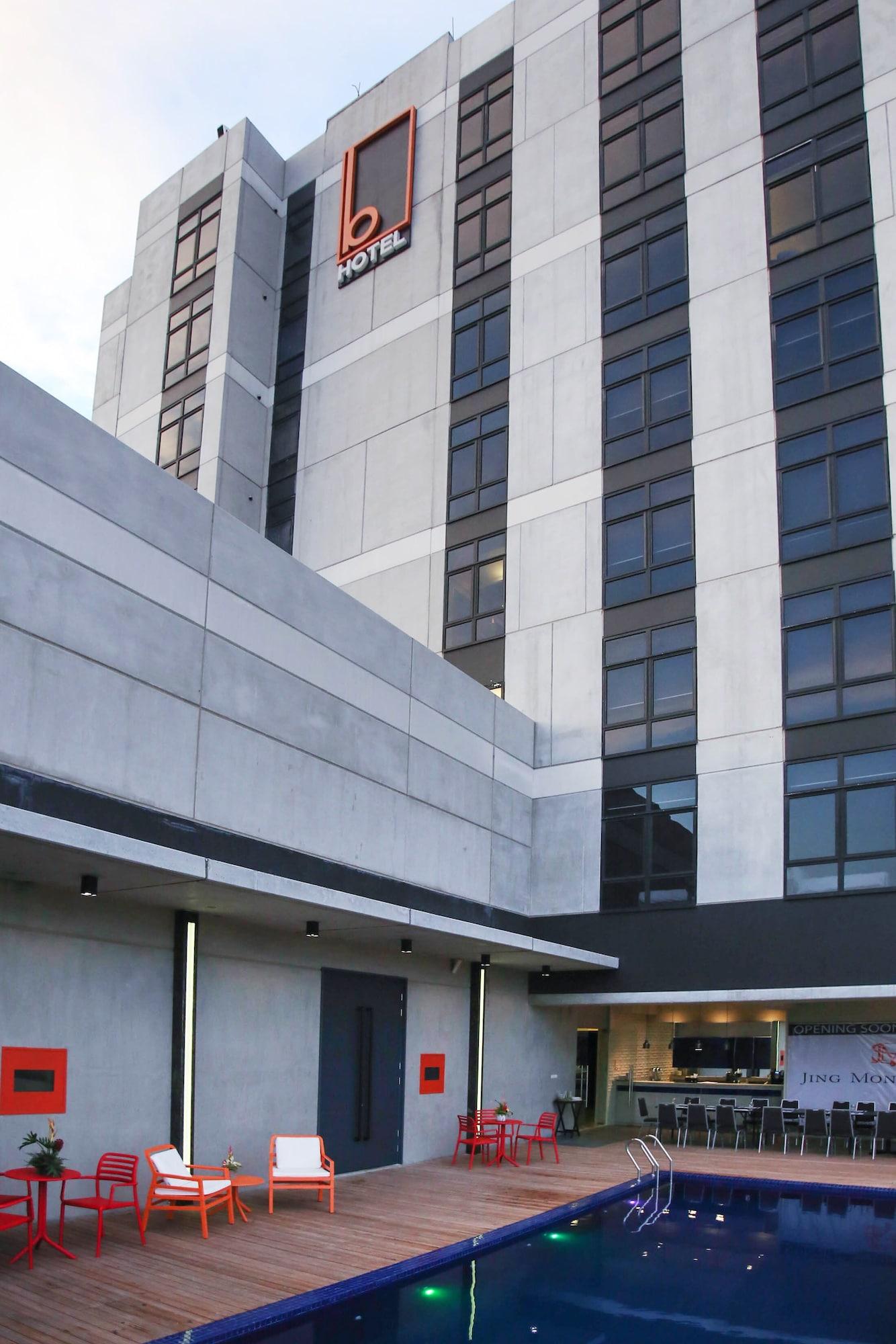 Vista Exterior B Hotel Quezon City