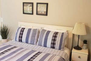 Alquiler Vacacional - Lake Michigan Beachfront Cottage Huge Deck & Low Bluff 8/23-9/4 is AVAILABLE!