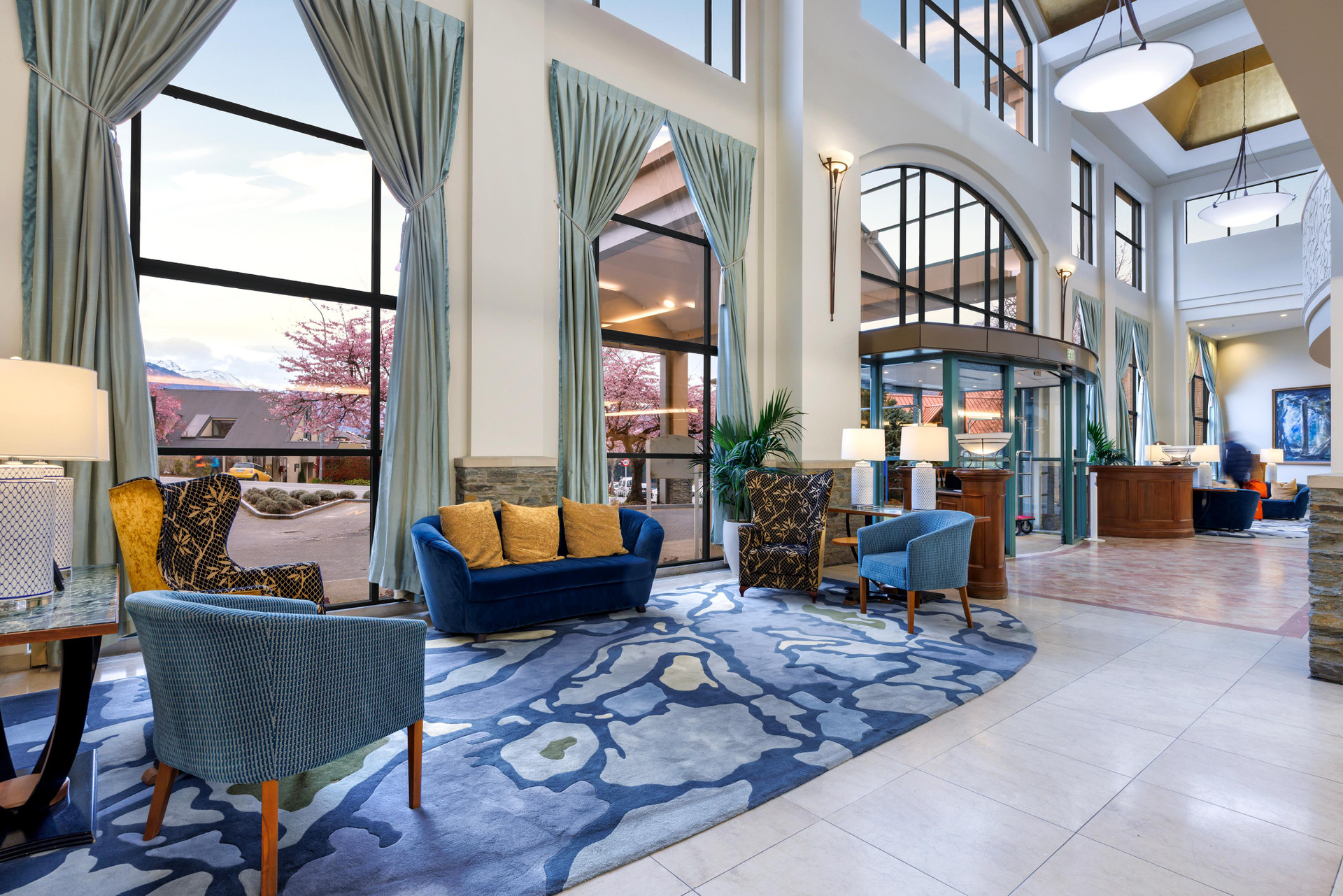 Vista Lobby Millennium Hotel Queenstown