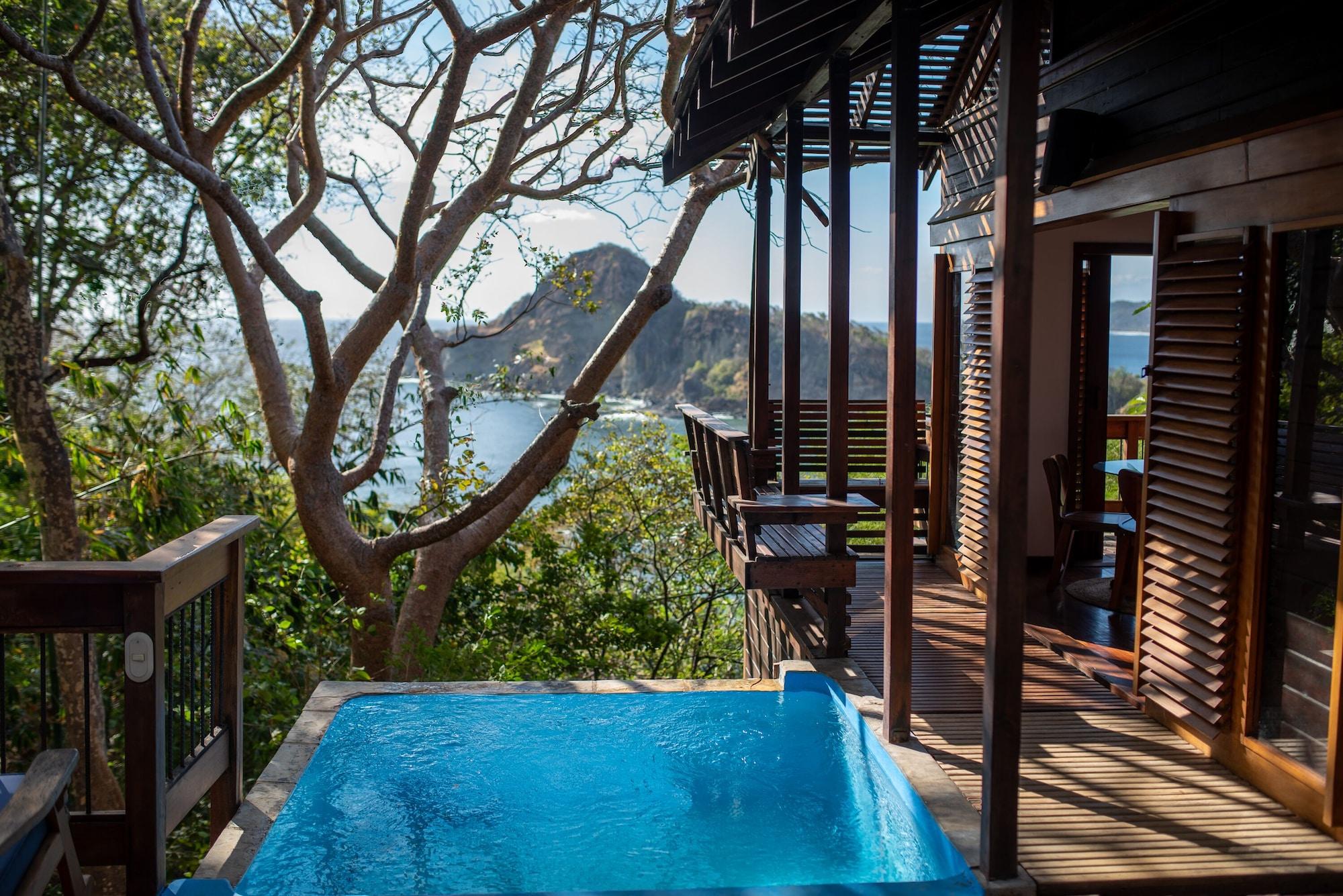 Playa Aqua Oceanfront Hotel Resort