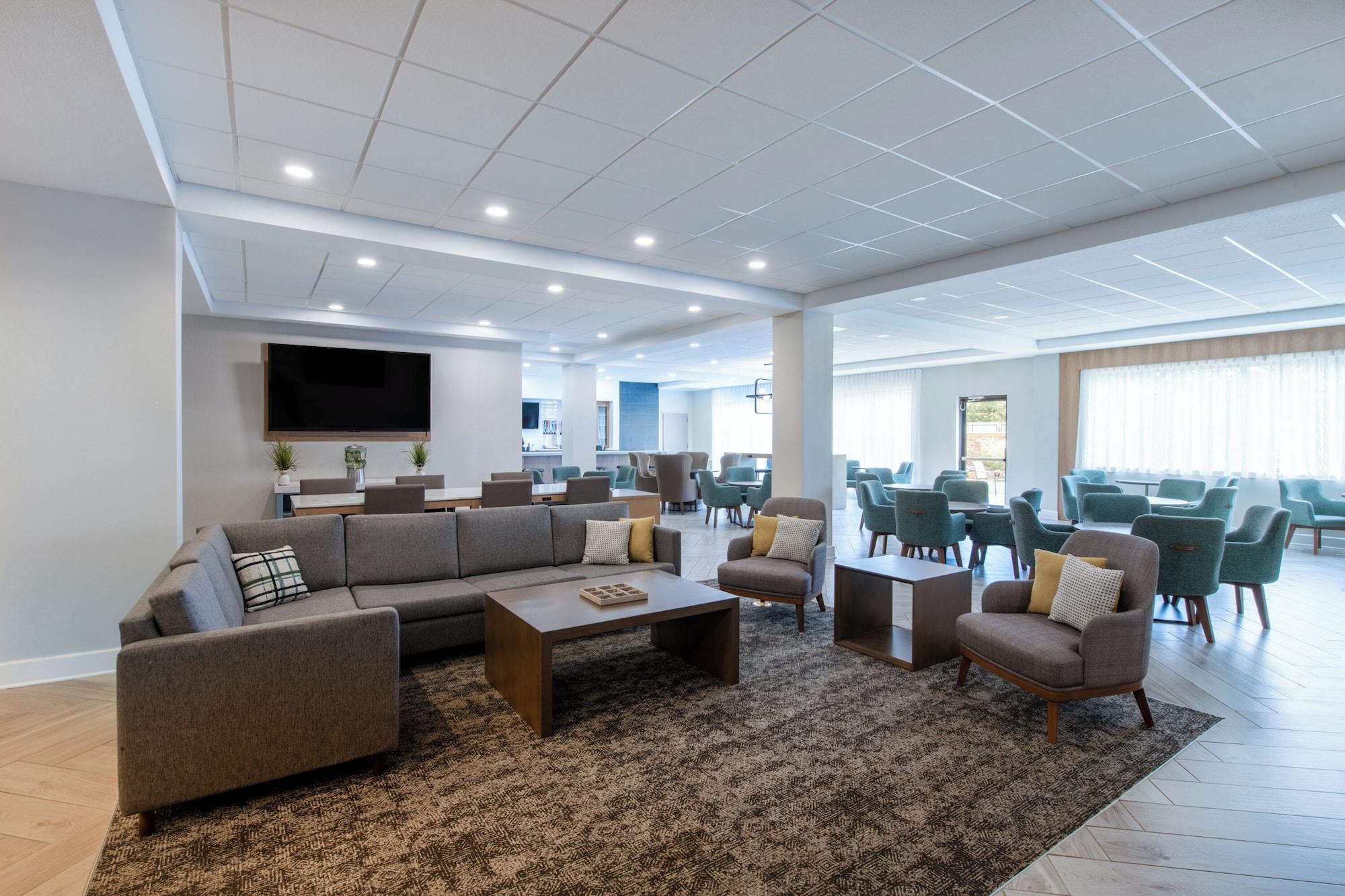 Restaurant Staybridge Suites Atlanta Airport by IHG