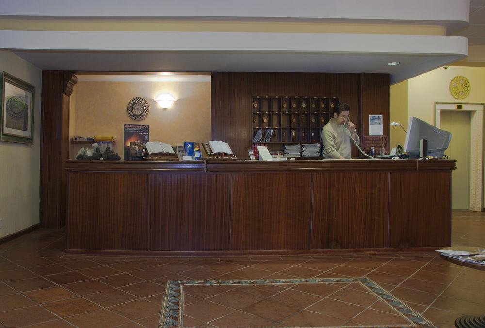 Vista do lobby Hotel Corsaro