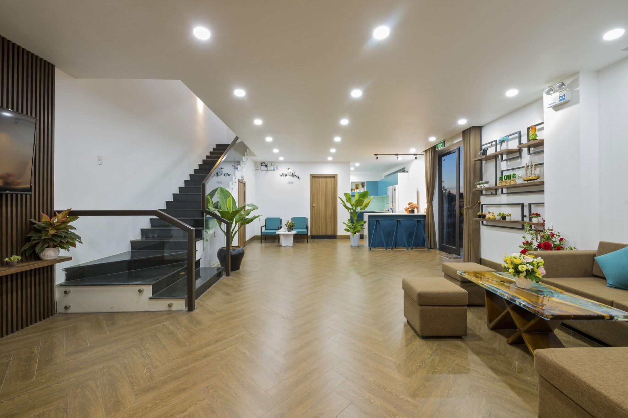 Vista Lobby Lena Homestay