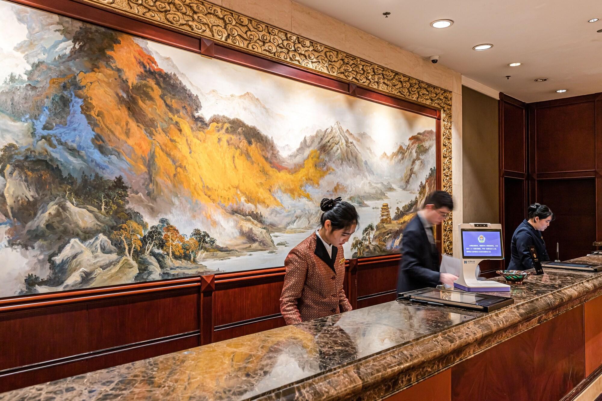 Vista Lobby Shangri-La Wuhan