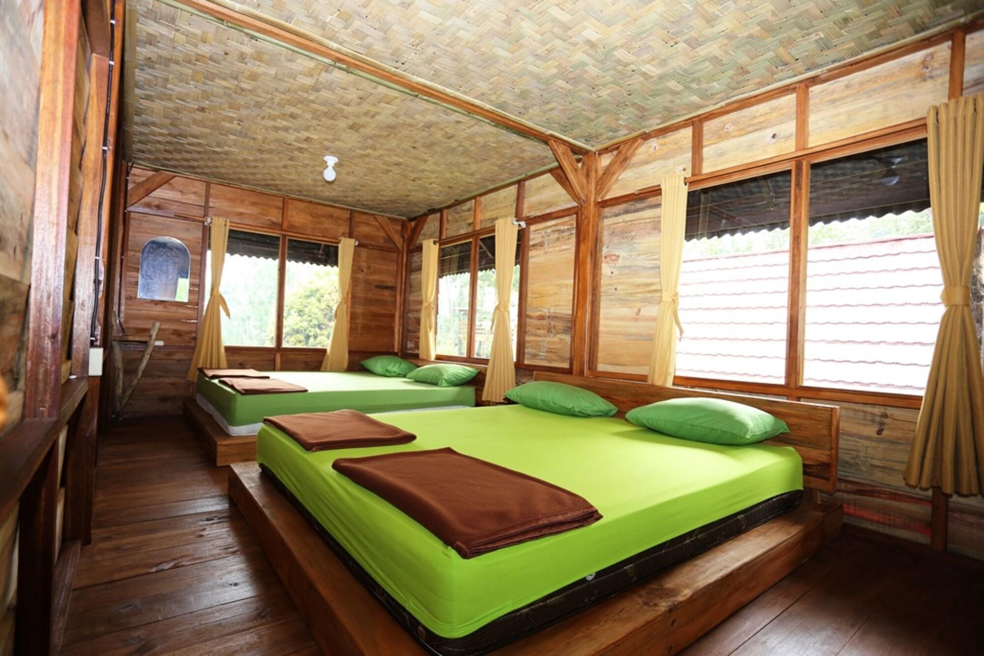 Varios Villa Bidadari