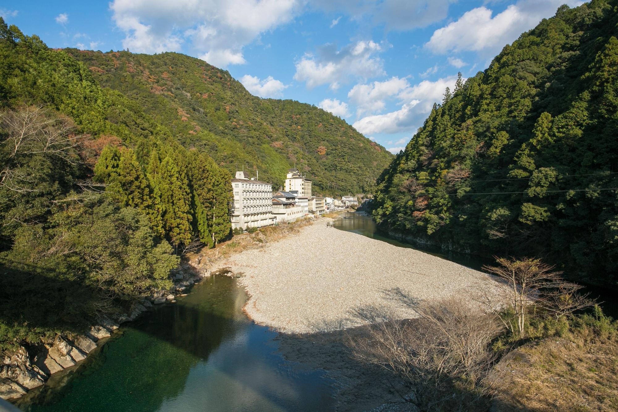 Varios Sansuikan Kawayu Matsuya