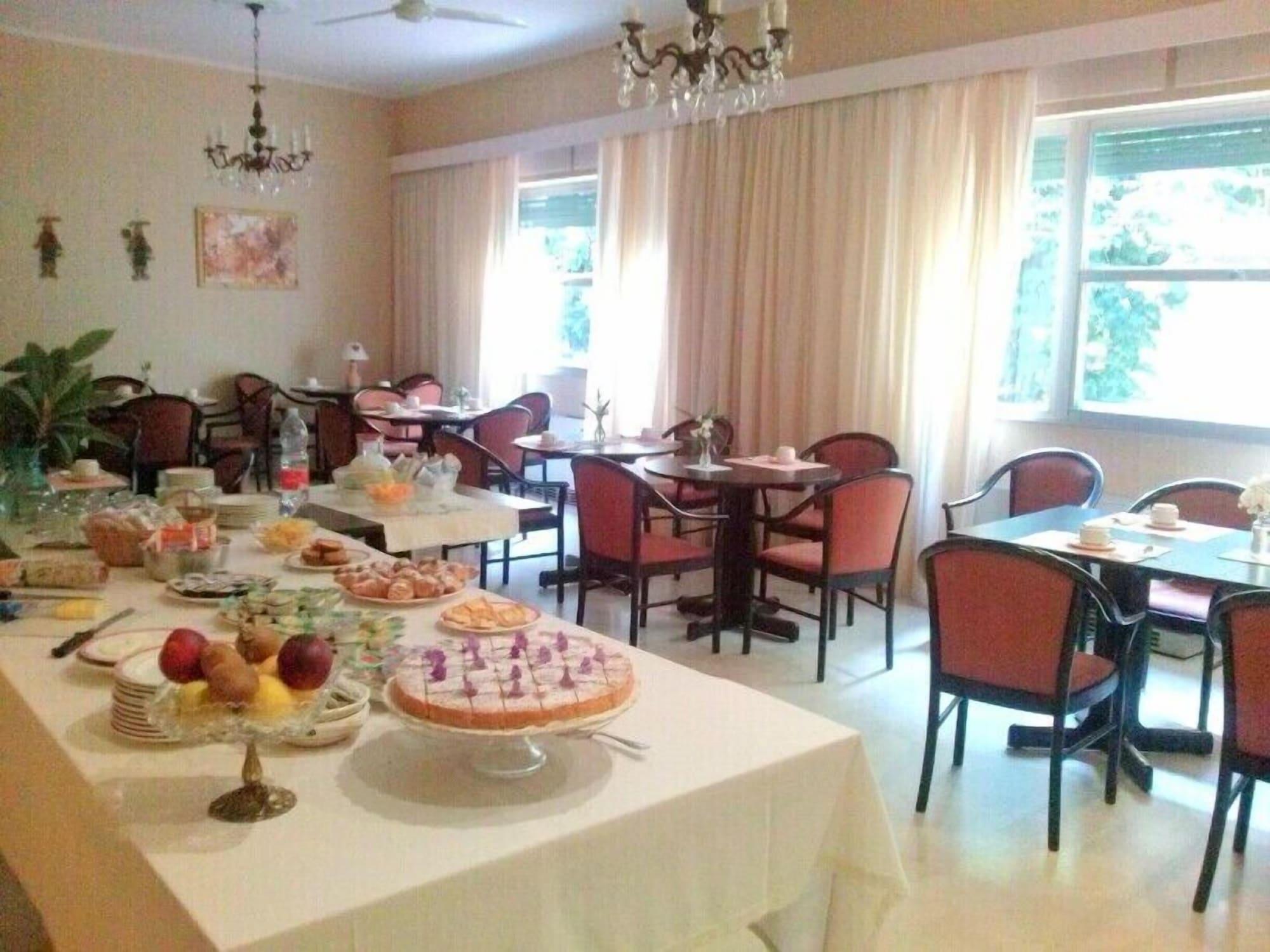 Restaurant Hotel Morchio Mhotelsgroup