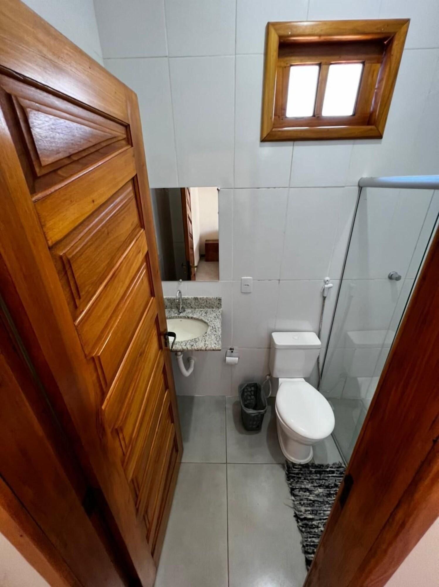 Equipamiento de Habitación Conforto e Sossego: Chalés à Minutos Da Praia