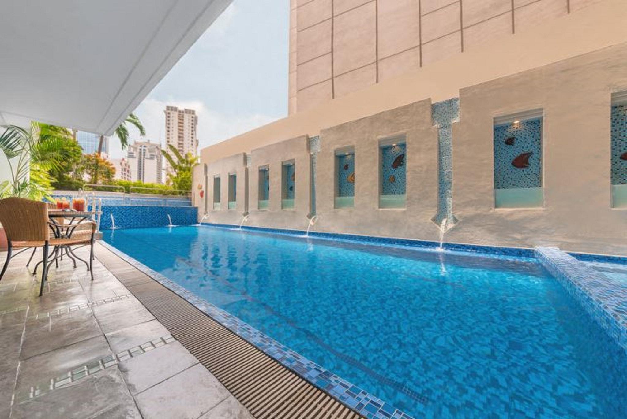 Vista Piscina Somerset Millennium Makati