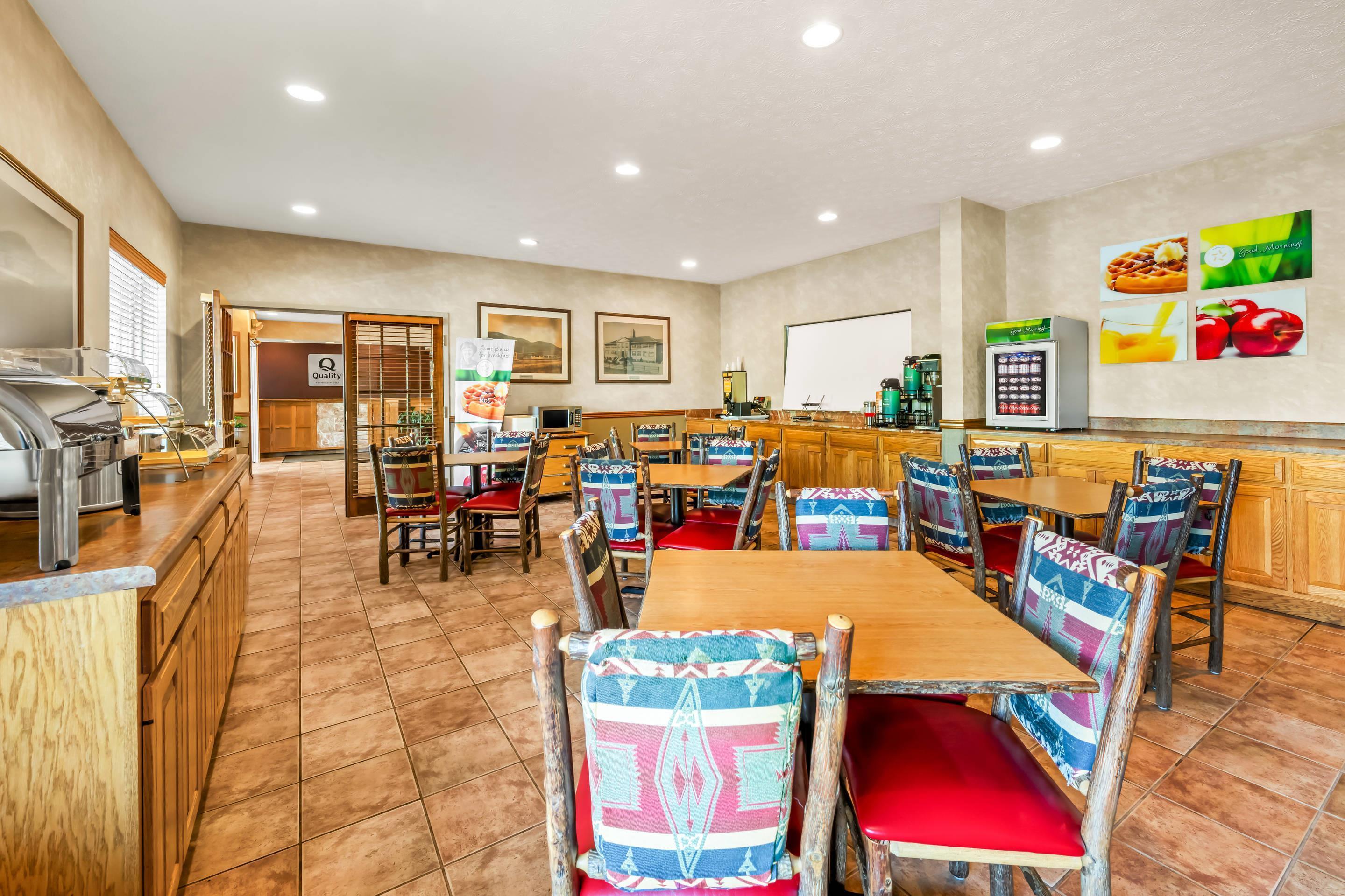 Restaurant Quality Inn & Suites