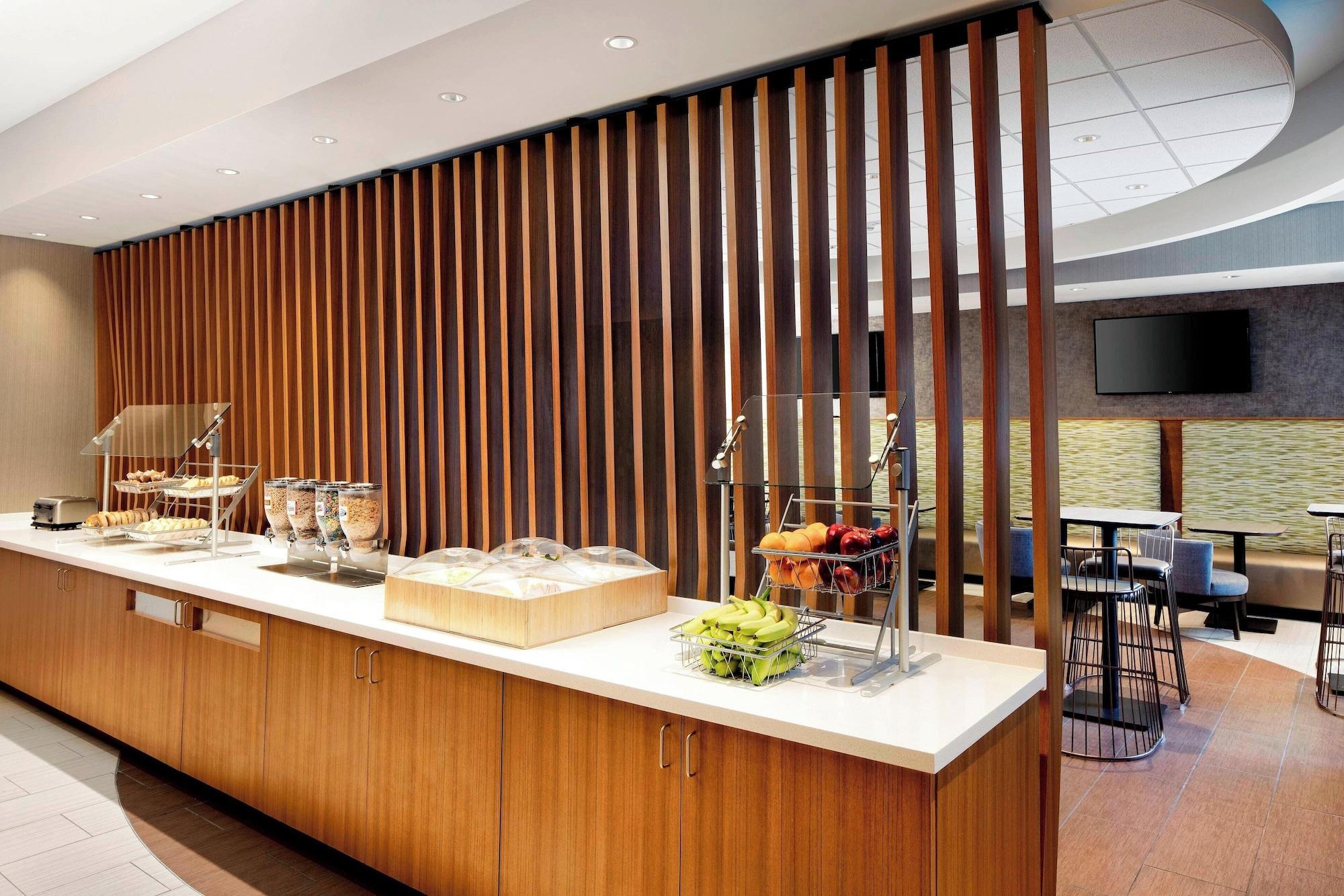 Restaurant SpringHill Suites by Marriott Indianapolis Downtown