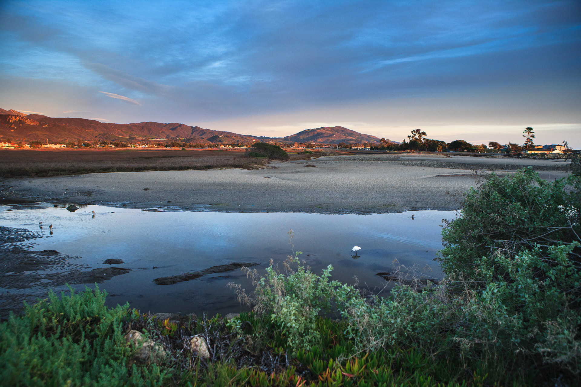 Vista Exterior Holiday Inn Express Hotel & Suites Carpinteria 