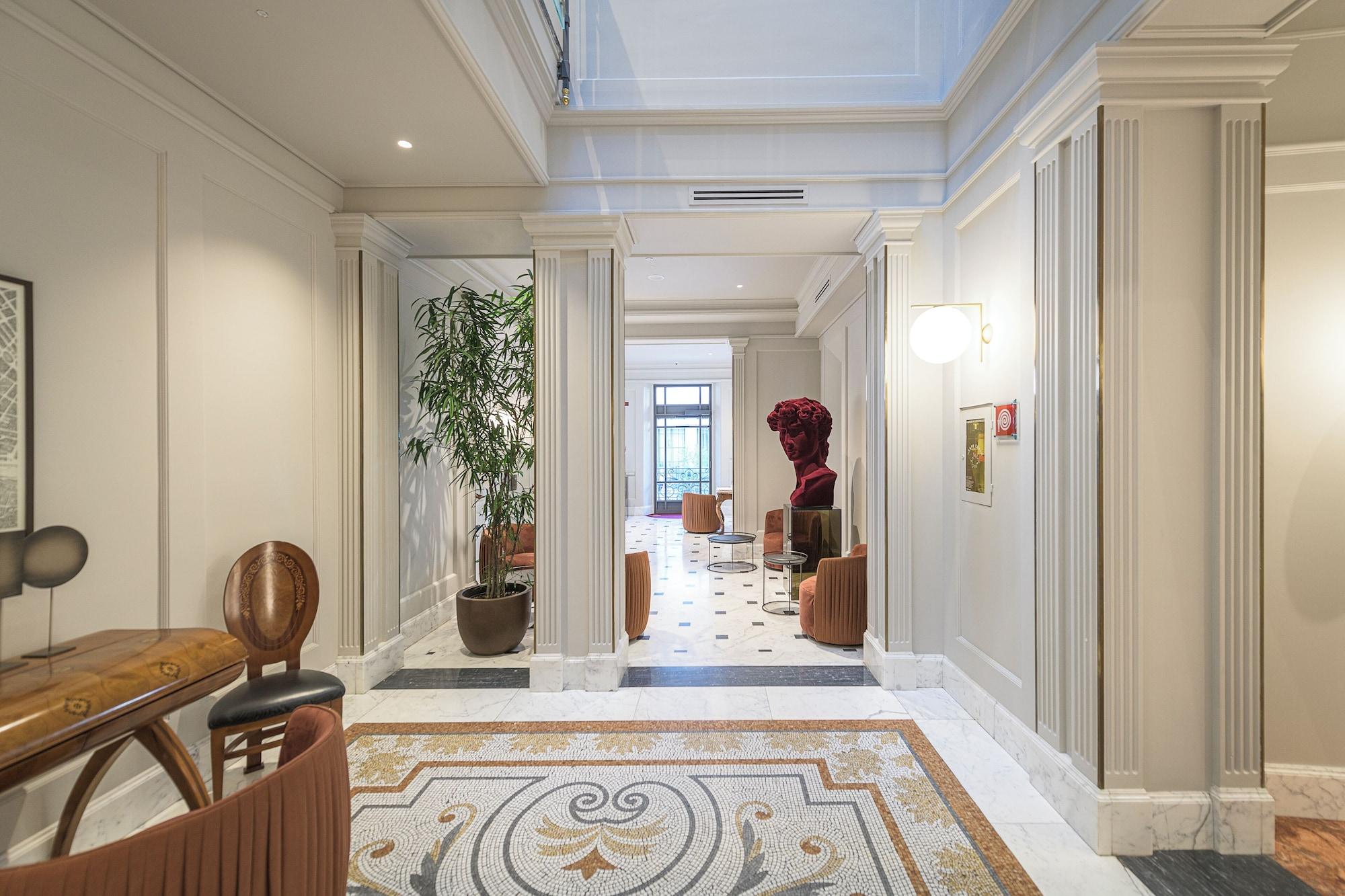 Vista Lobby Palazzo Montebello