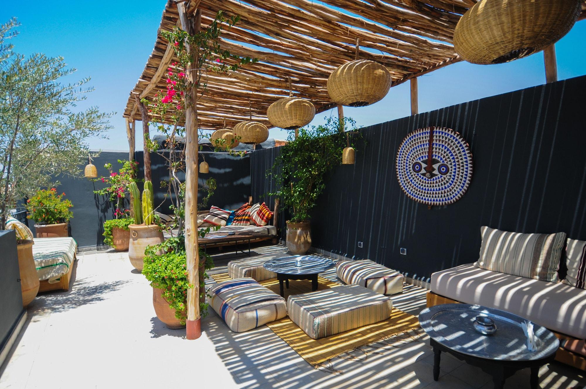 Varios Riad Origines