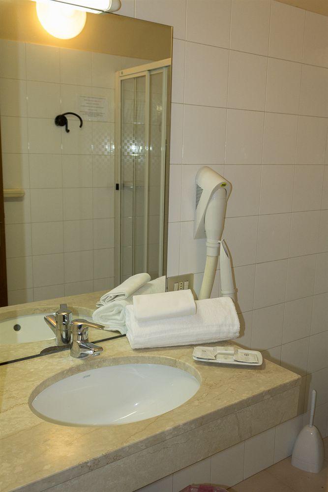 Set de Habitación Hotel Europa