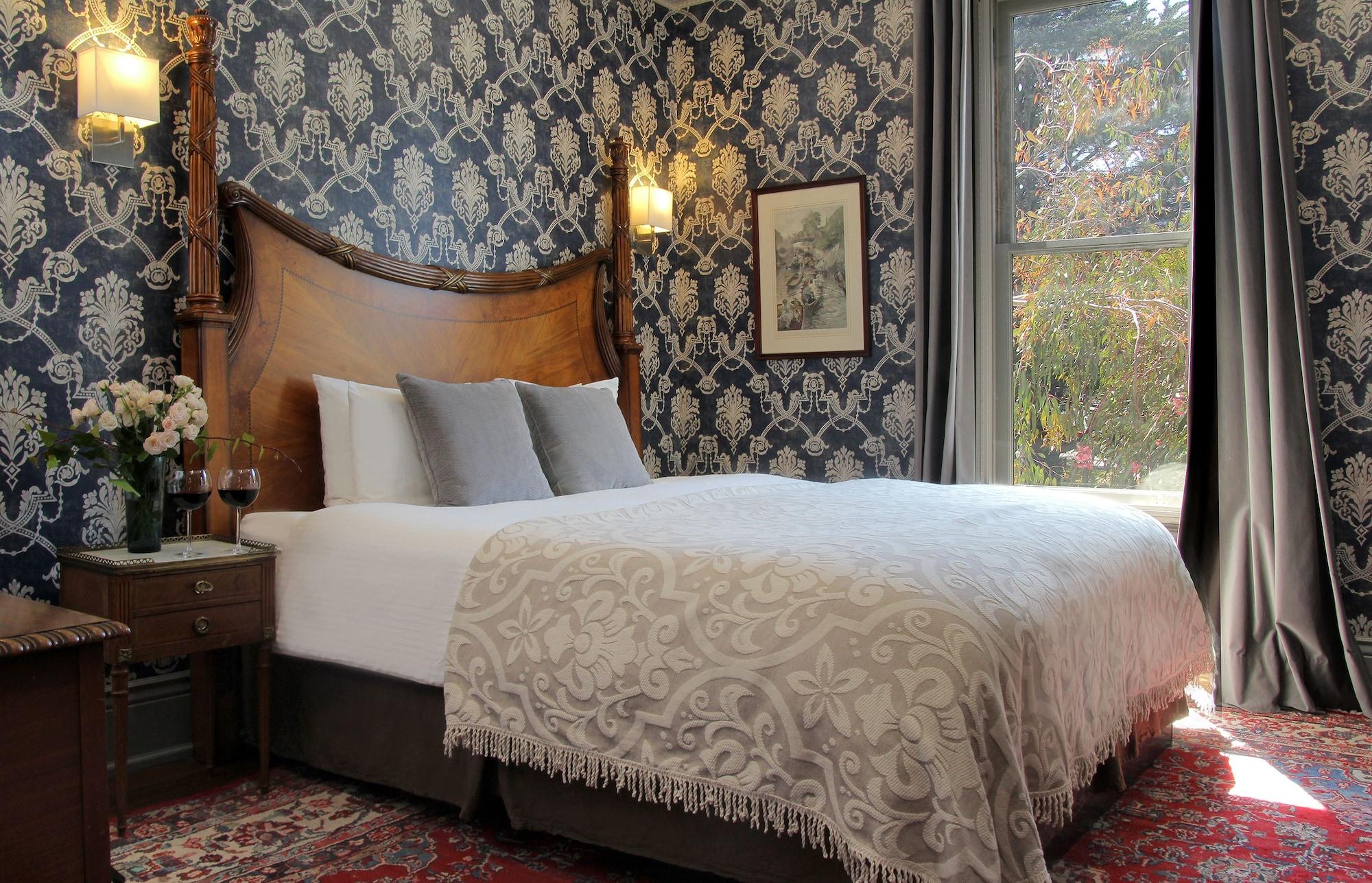 Varios Monte Cristo Bed and Breakfast