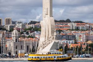 Actividad - Paseo en barco por el Río Tajo