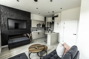 Alojamiento - Spire Accommodations Ltd.