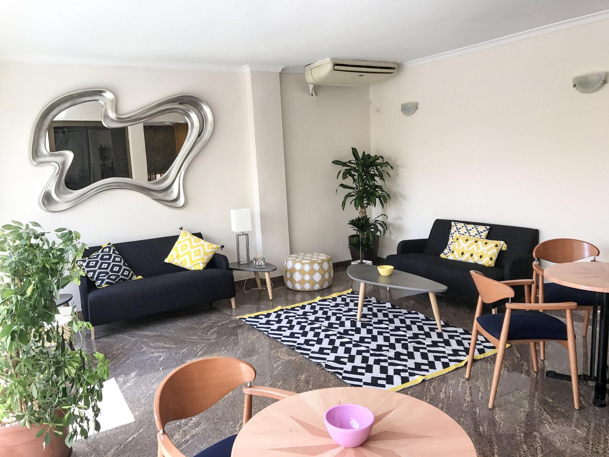 Varios Hotel Imperial II
