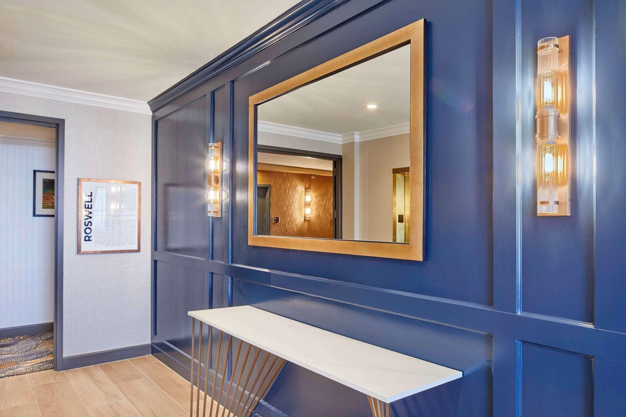 Vista Lobby DoubleTree by Hilton Atlanta - Roswell