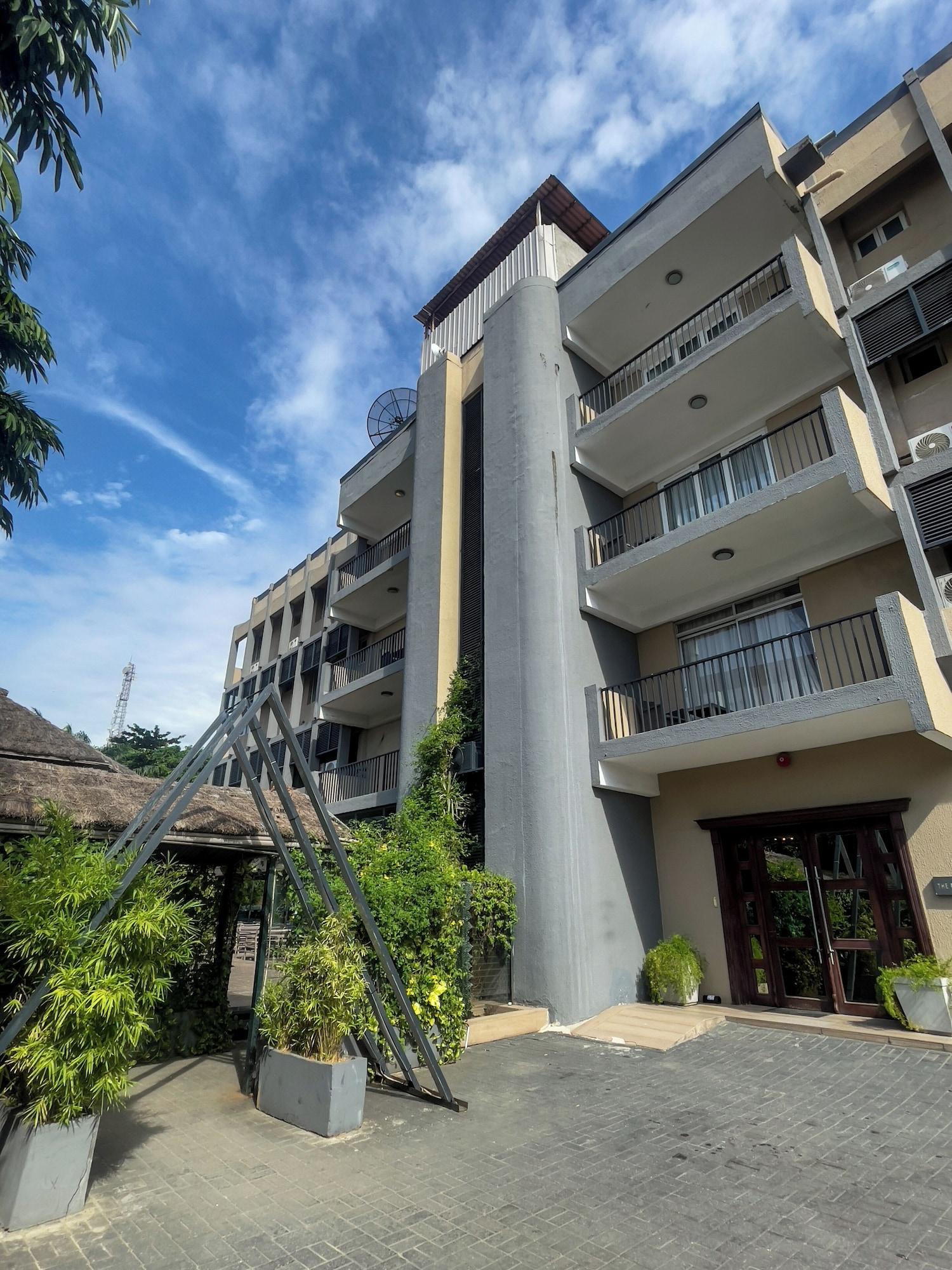 Vista Exterior The Blowfish Hotel