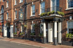 Alojamiento - The Kings Arms and Royal Hotel, Godalming, Surrey