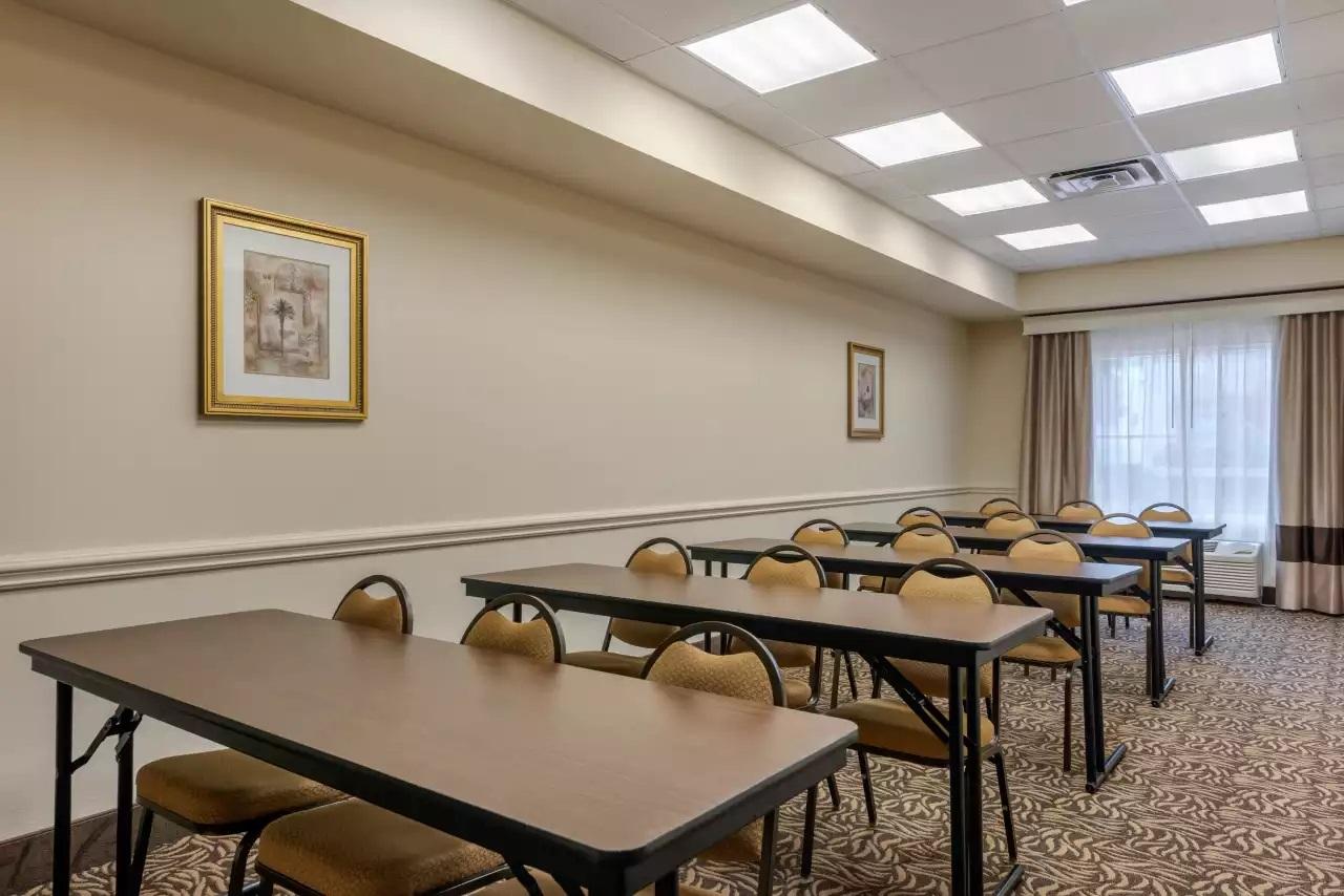 Centro de Negocios Comfort Suites Fort Myers East I-75