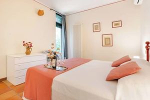 Alquiler Vacacional - Idyllic Siena Retreat Vineyard View