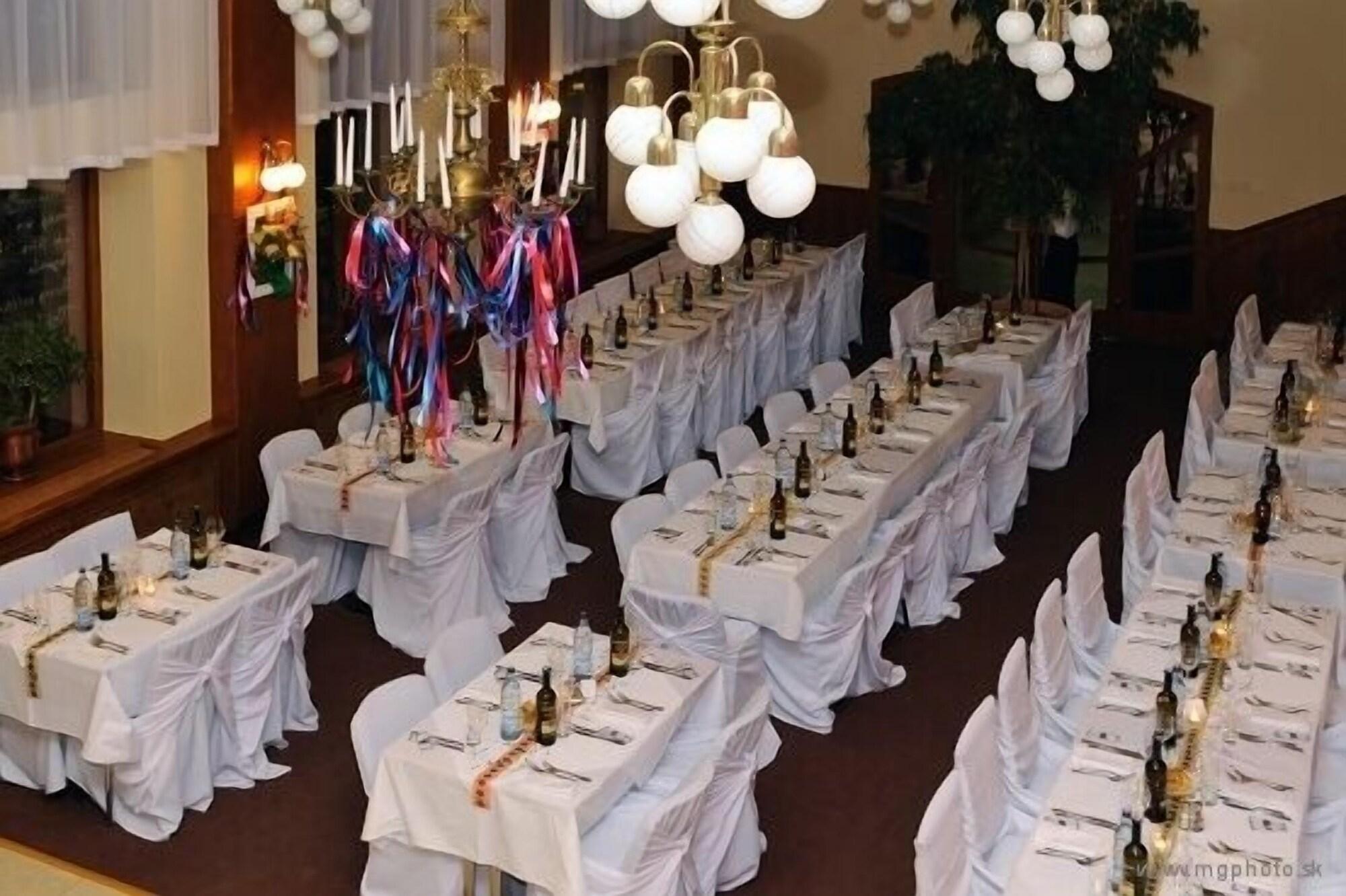 Salón de Baile Hotel Grand Matej