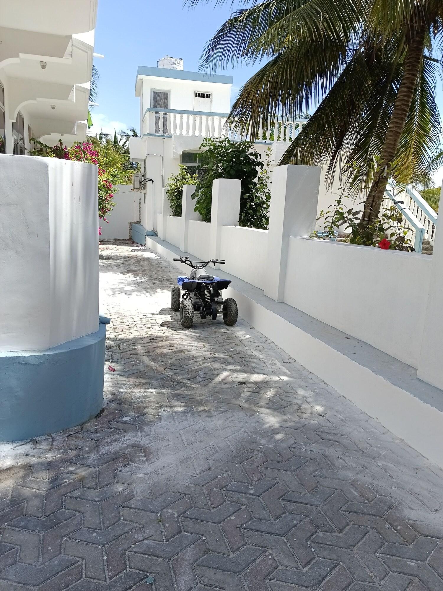 Vista Exterior Pwani Beach Lodge