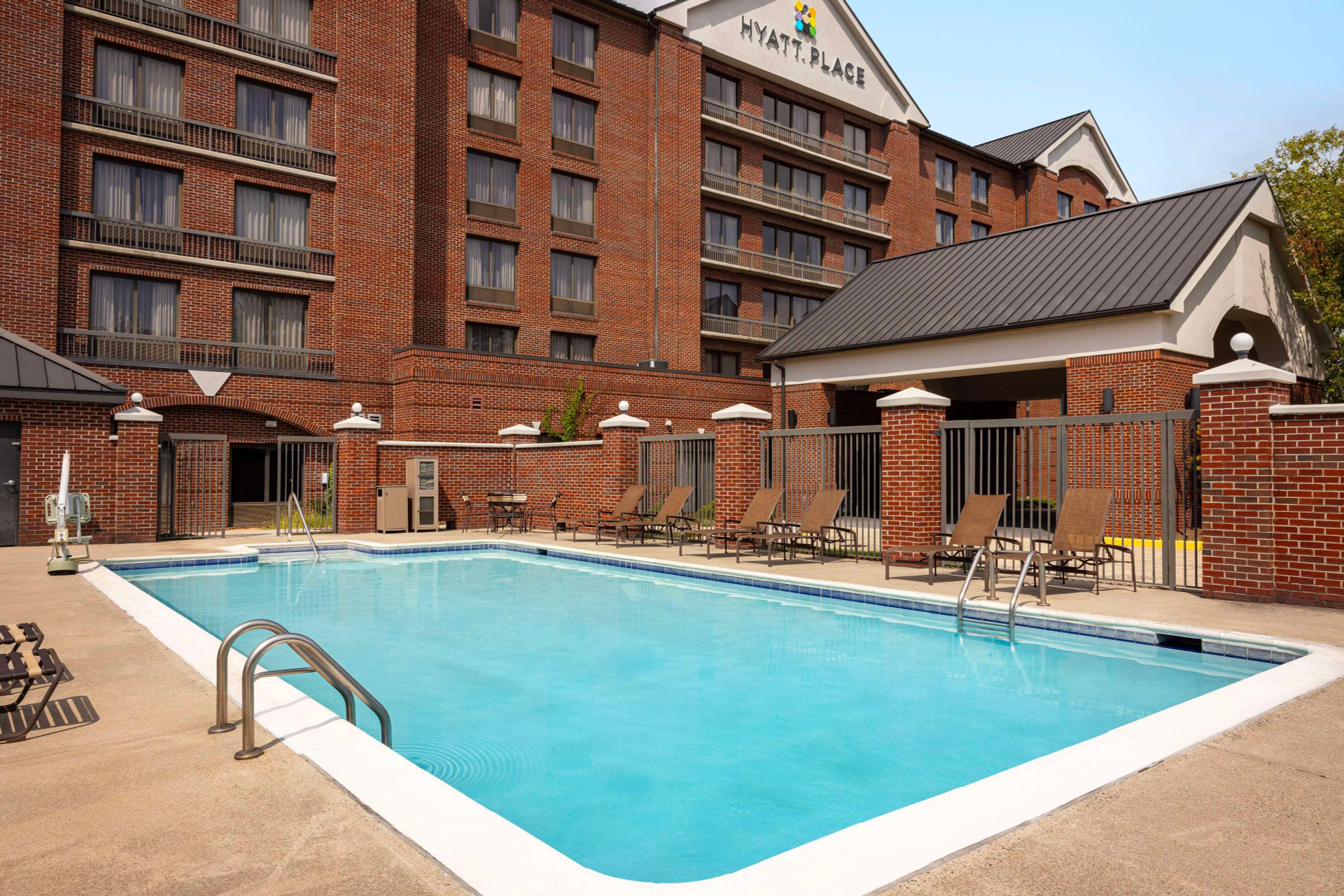 Vista Piscina Hyatt Place Dulles Airport North