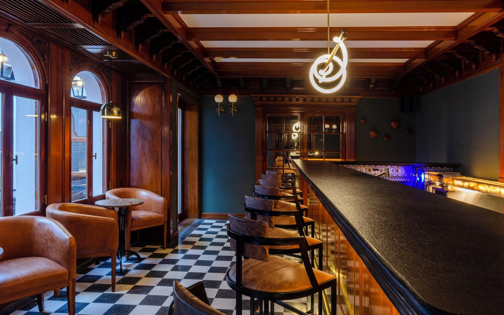 Bar/Salón El Bodeguero