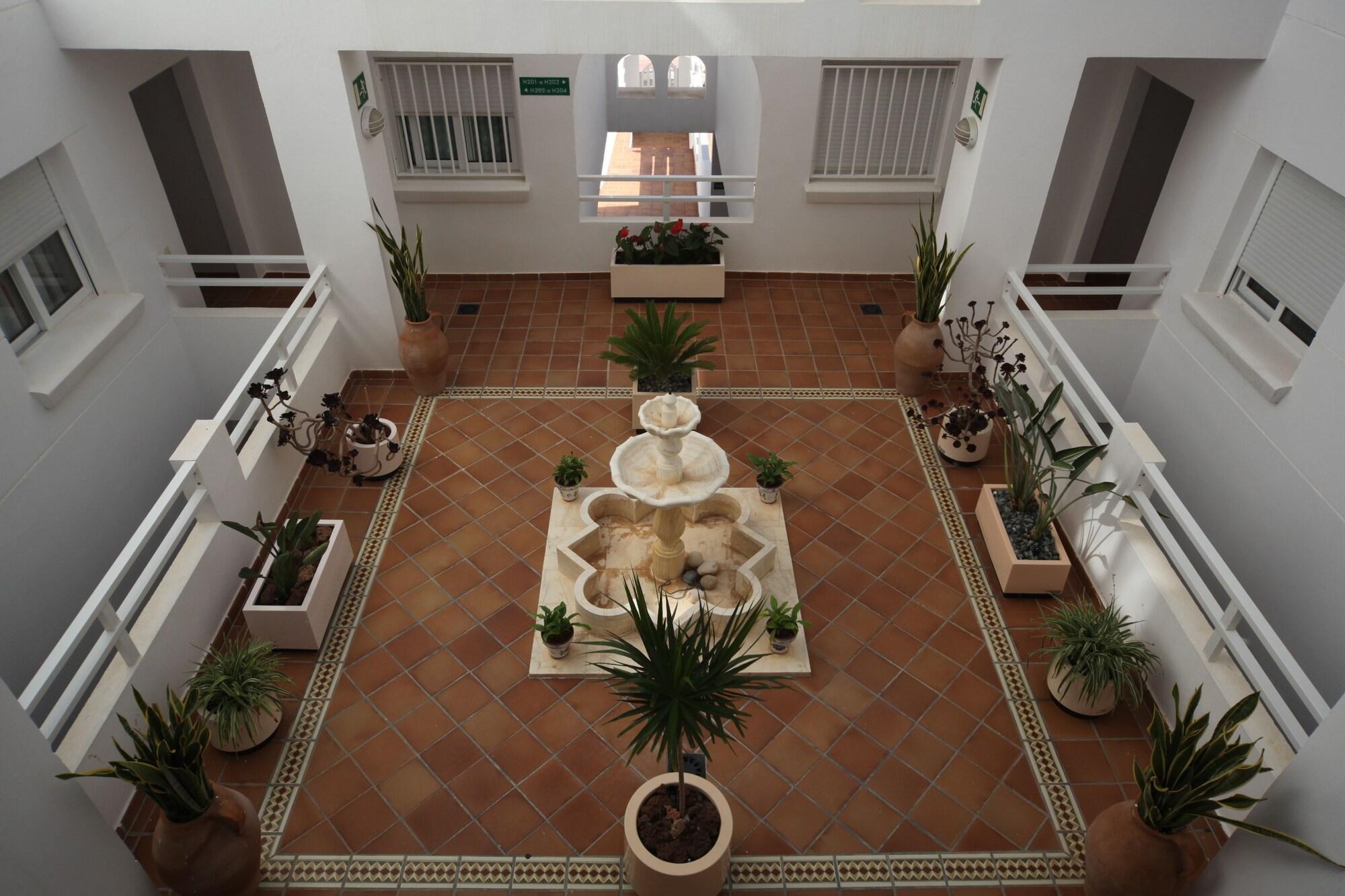 Vista Lobby Aparthotel Vistamar