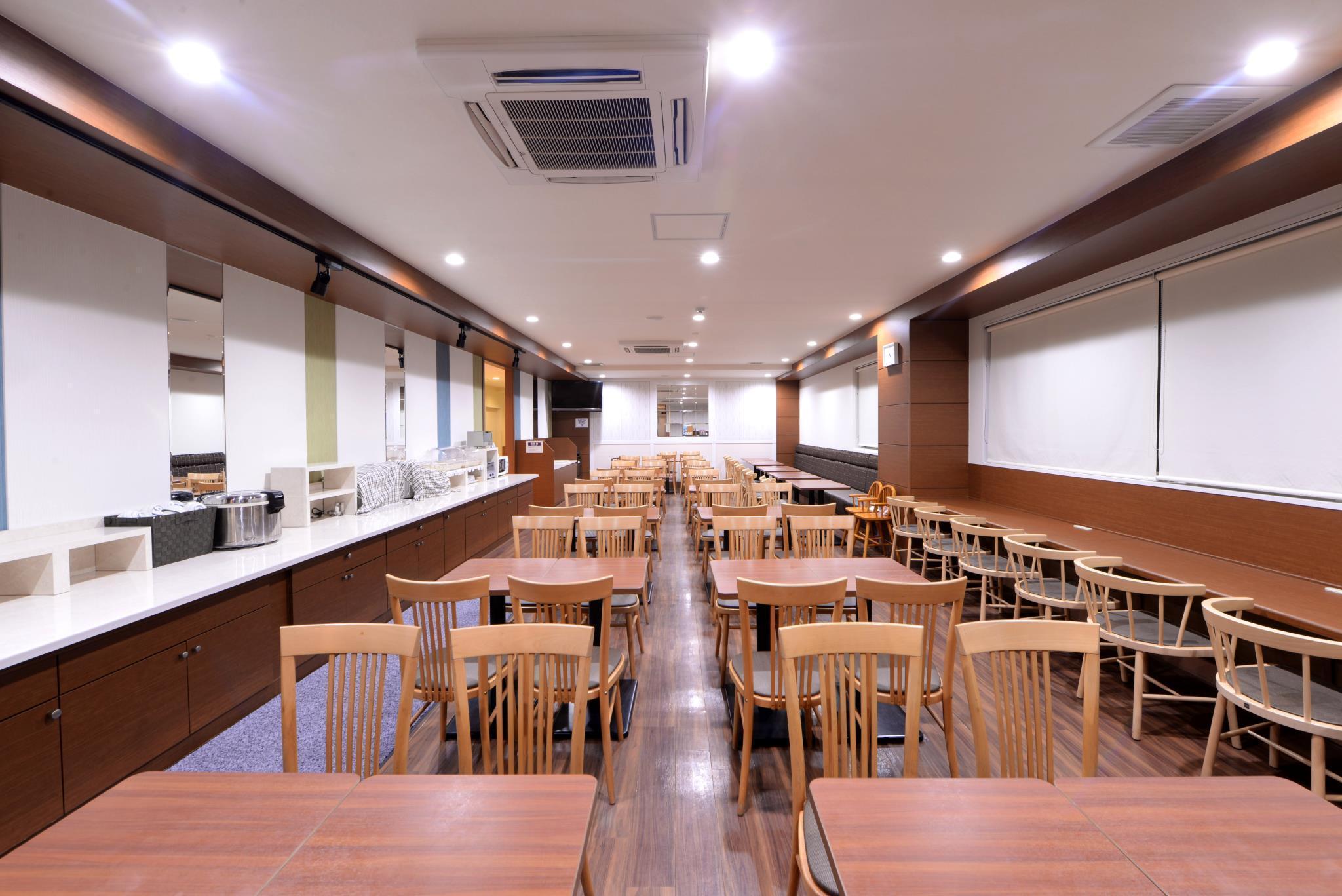 Bar/Salón Vessel Hotel Kumamoto Airport