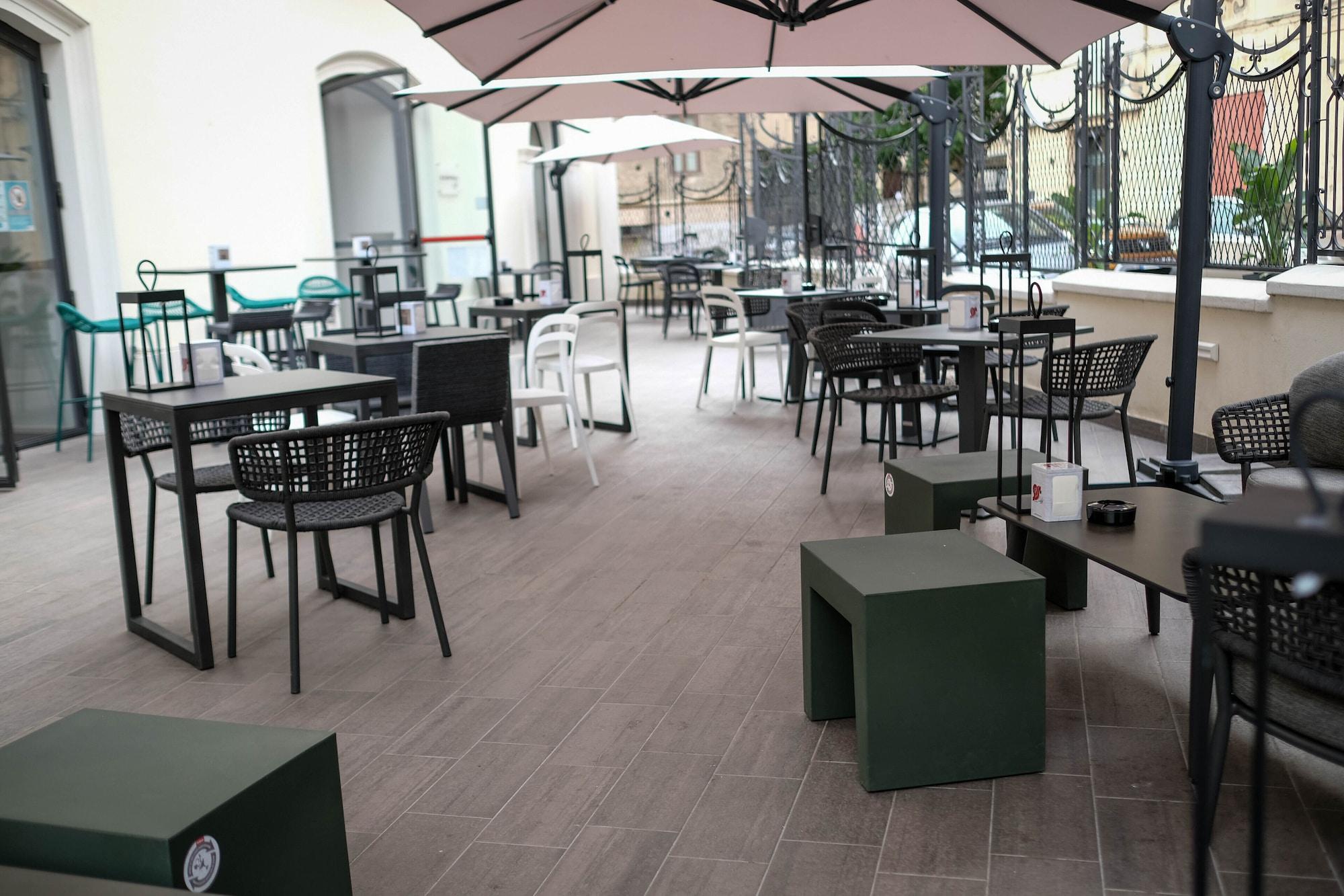 Vista Exterior Albergo Centrale