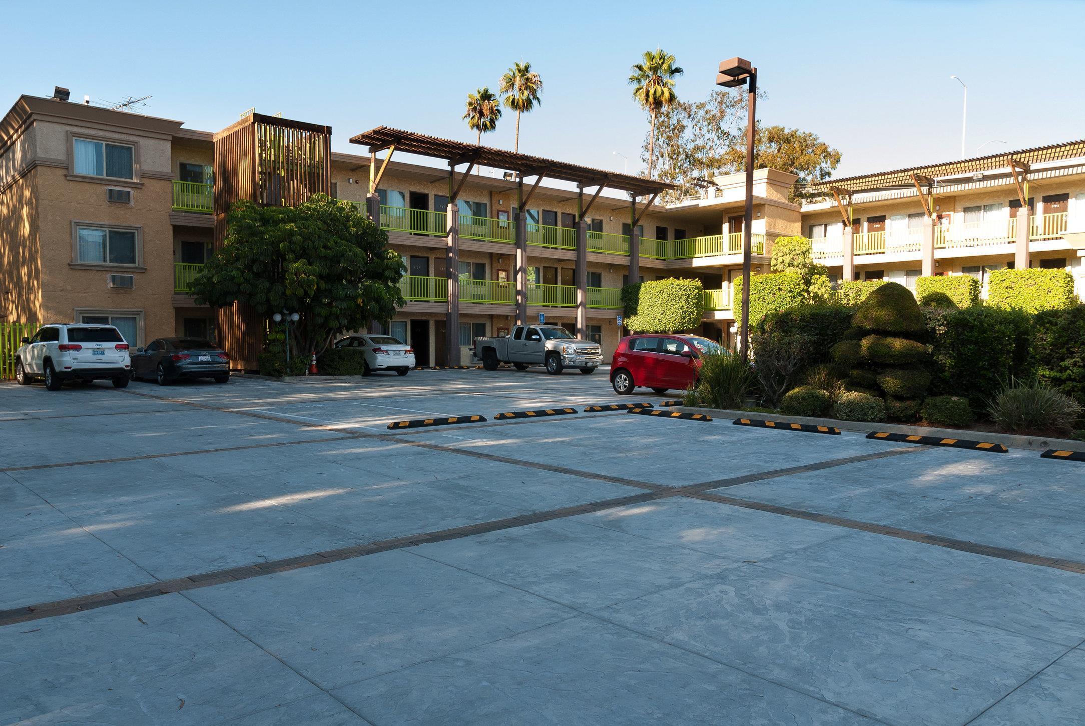 Vista Exterior Best Western Plus Glendale