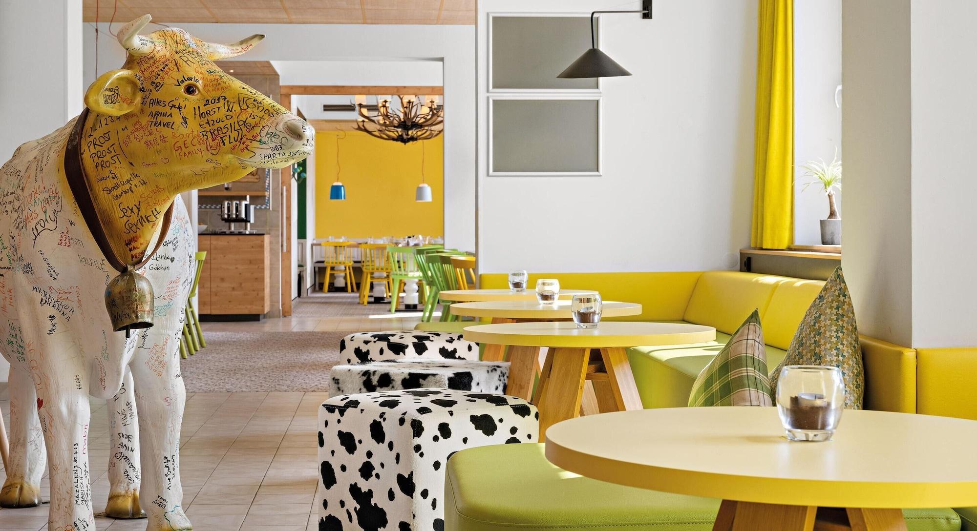 Vista Lobby Hey Lou Hotel Piding