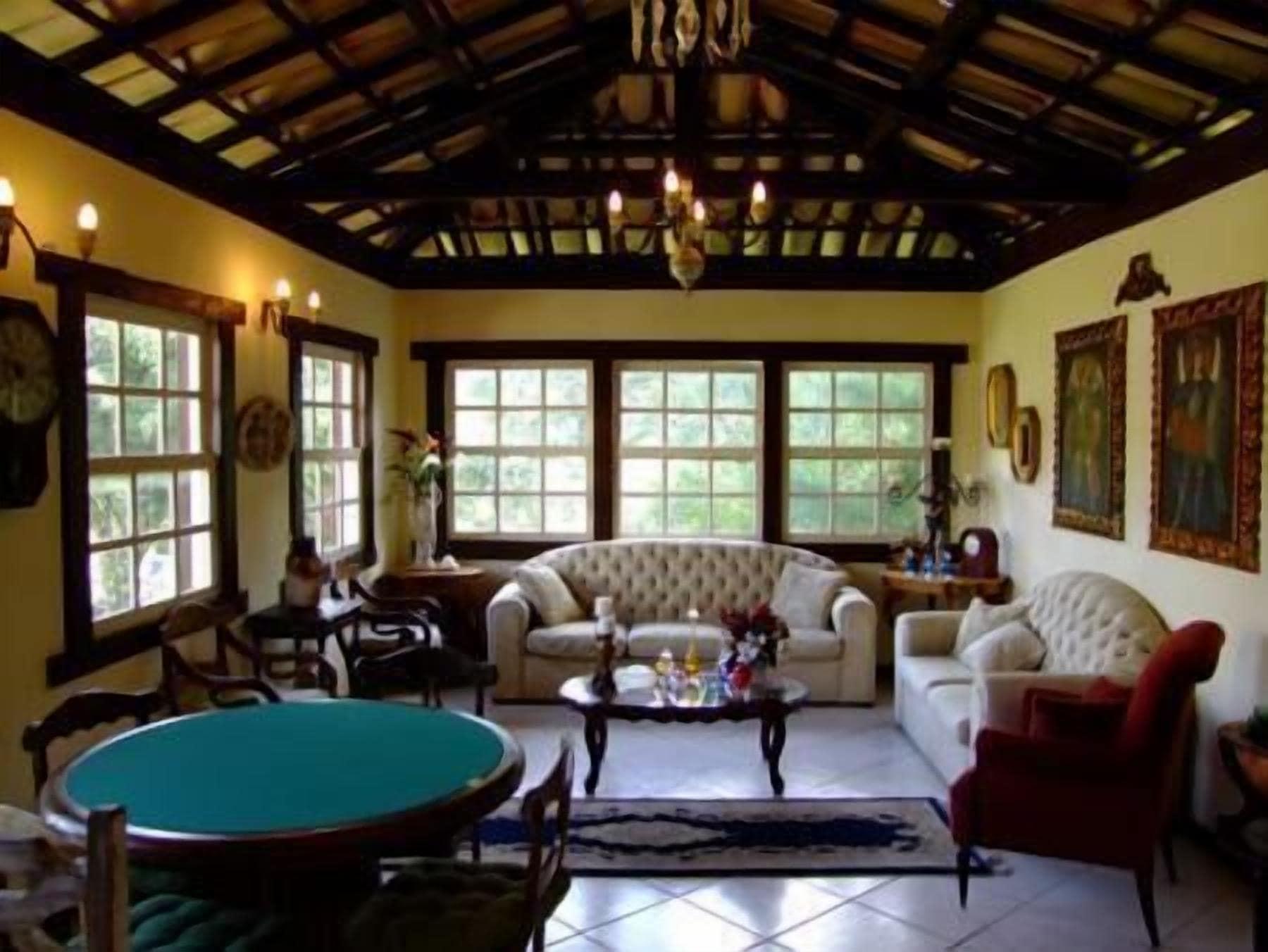 Vista Lobby Hospedaria da Villa