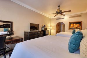 Alquiler Vacacional - Best 2BR Beachfront villa @ 5star resort at Medano Beach. Few feet from the pool