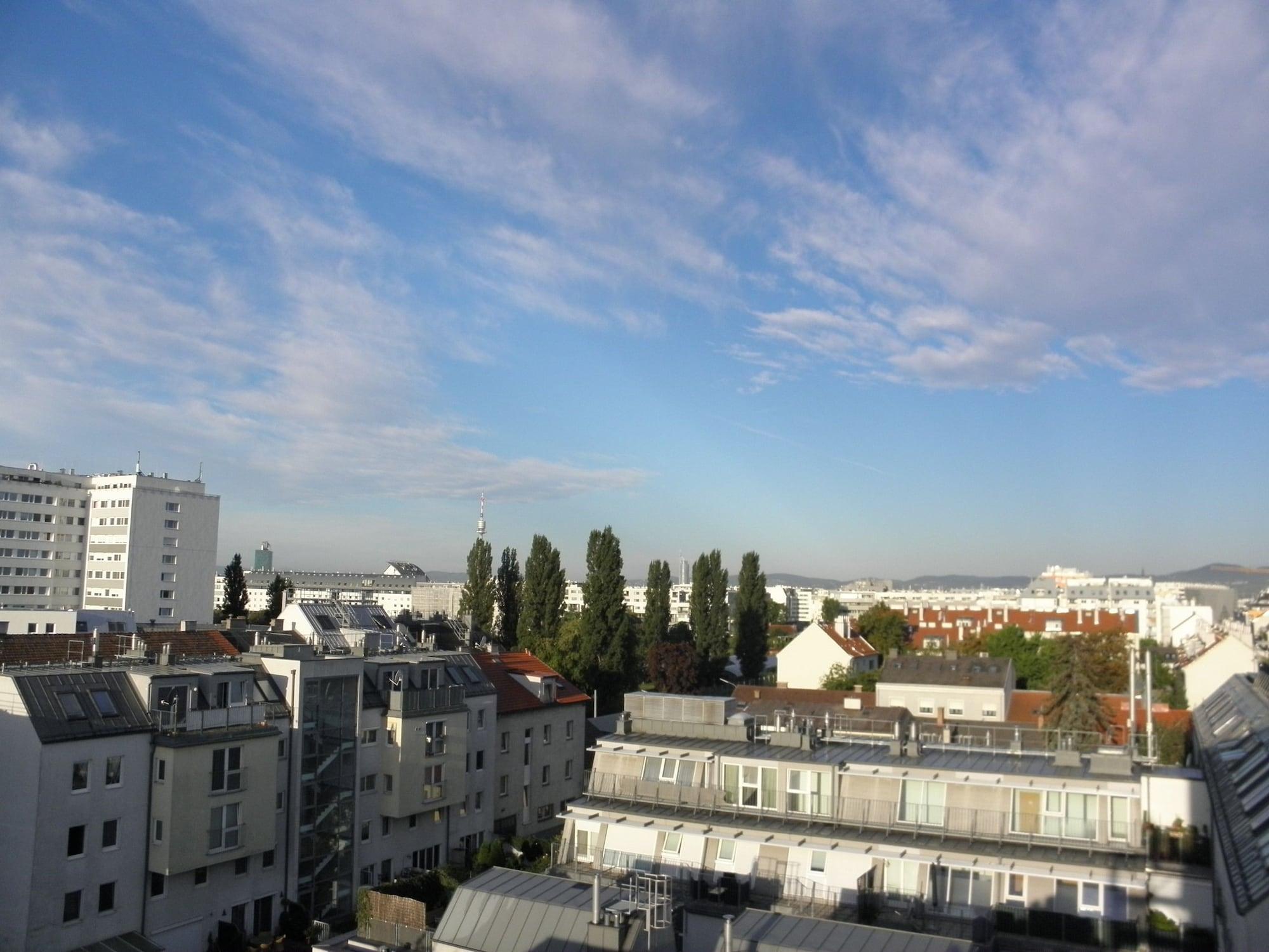 Vista da fachada Hotel Donaustadt Kagran